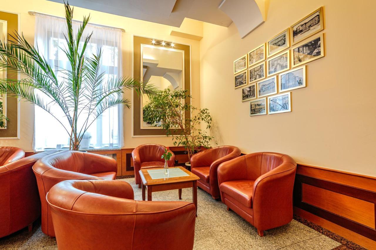 ילנייה גורה Hotel Fenix מראה חיצוני תמונה