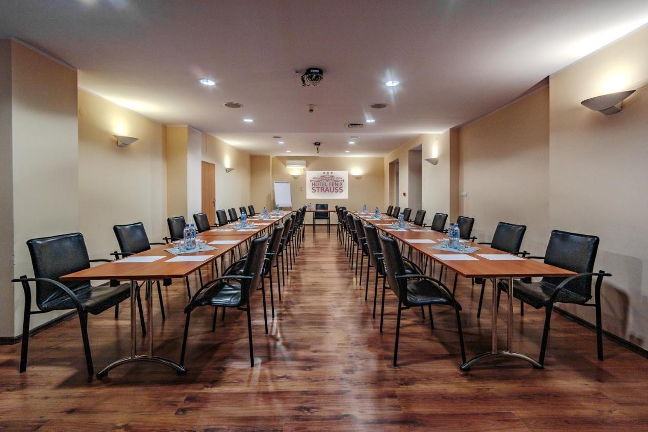 ילנייה גורה Hotel Fenix מראה חיצוני תמונה