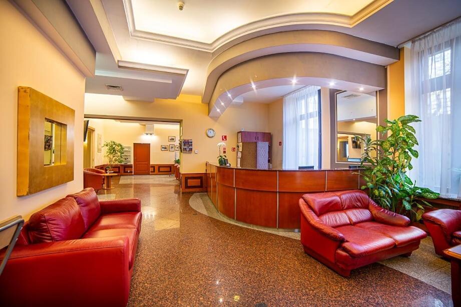 ילנייה גורה Hotel Fenix מראה חיצוני תמונה