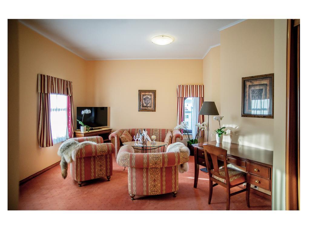ילנייה גורה Hotel Fenix חדר תמונה